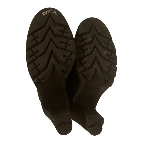 Guess Black Finlay High Heel Combat Boots Size 8M - Picture 5 of 12